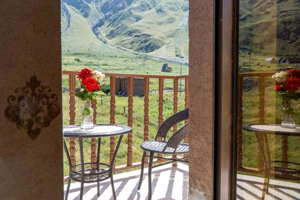 Hotel Diamond Kazbegi Exterior foto